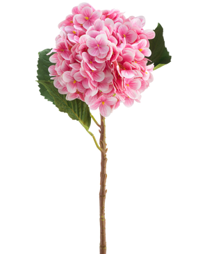 Artificial Flower Hydrangea Real Touch pink 58 cm er en enkelt pink kunstig hortensia-stængel med grønne blade, med en rund blomstring af mange små kronblade, smukt detaljeret og isoleret på en hvid baggrund.