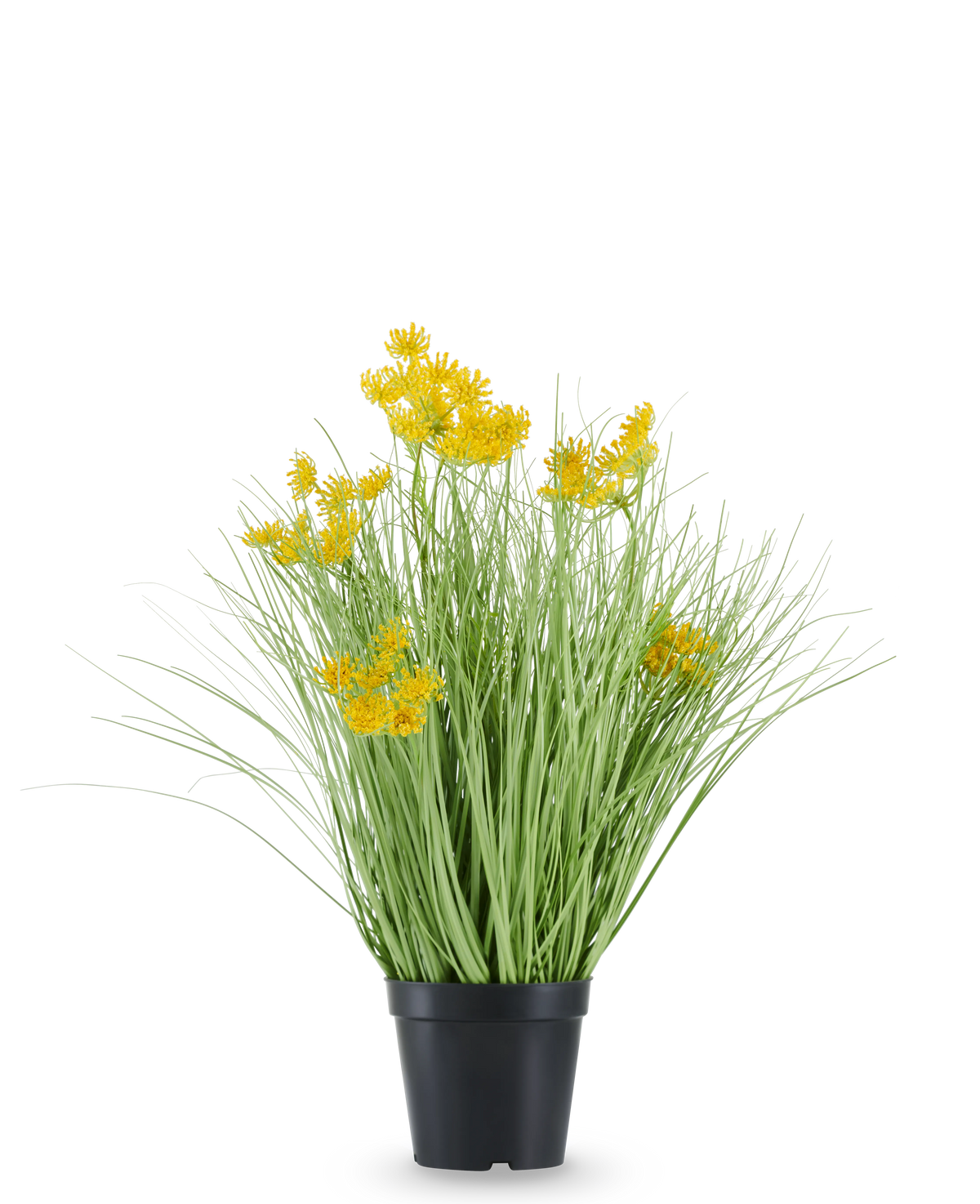 De kunstige græsrodsblomster Løggræs er anbragt i en sort plastikpotte med lange, tynde, græslignende blade og klaser af små, klare gule blomster i spidserne. Den kunstige plante er 50 cm høj, brandhæmmende og står på en almindelig hvid baggrund.