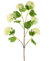 Artificial Flower Snowball 94 cm grøn har en enkelt kunstig stilk med bundter af lysegrønne, hortensia-lignende blomster og nogle grønne blade, afbildet på en hvid baggrund.