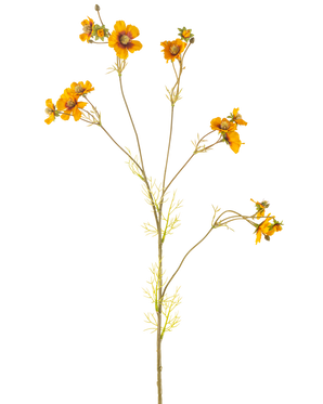 The Artificial Flower Cosmos 95 cm gul har en enkelt høj stilk med tynde grene, hver dekoreret med bundter af lyse orange-gule blomster og sarte grønne blade, mod en almindelig hvid baggrund.