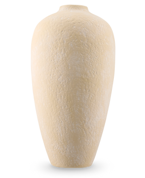 Calm Bloom Vase 42 cm beige er en høj, oval keramikvase med en struktureret overflade og en smal åbning, mod en almindelig hvid baggrund.