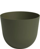 Plantekassen Havanna Ø20cm x H17cm er en almindelig, mat olivengrøn rund plantekasse med en glat overflade og en let tilspidset bund mod en hvid baggrund.