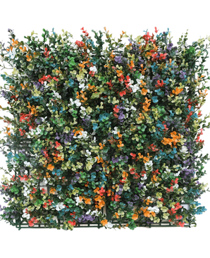 Artificial Hedge Boxwood multi-color 50x50 cm UV er et firkantet panel af tæt kunstig buksbom med små blade og bundter af orange, hvide, røde, gule, lilla og blå blomster på en grøn plastik gitter baggrund.
