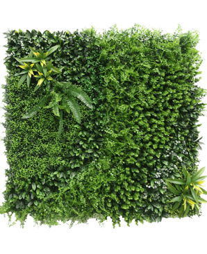 Artificial Hedge Crush 100x100 cm UV er en frodig grøn lodret have med tætte, bladrige planter og bregner i forskellige teksturer og grønne toner, arrangeret i et firkantet mønster mod en hvid baggrund.